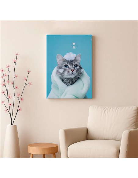 Cuadro gato baño y espuma tierno 50x35cm lienzografía canvas